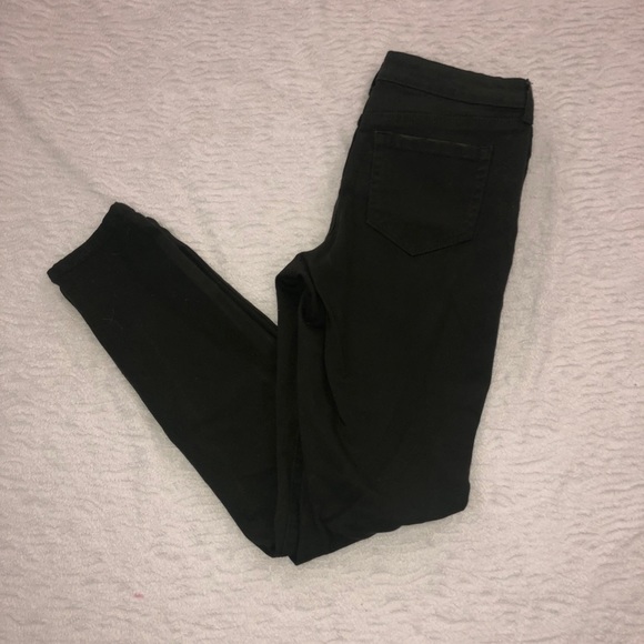 Hunter Green Ripped Jeans - Picture 2 of 5